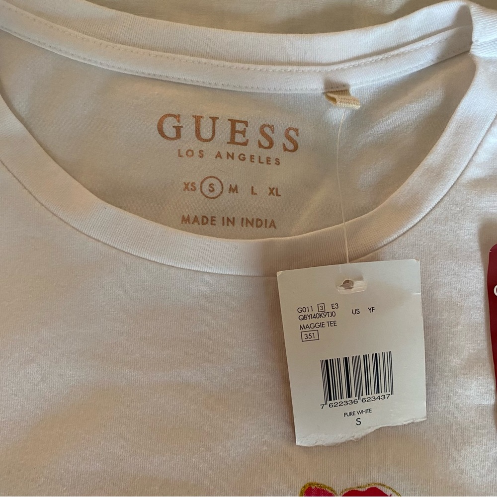 GUESS Embellished Graphic White T-Shirt NWT Size Small - Picture 6 of 13
